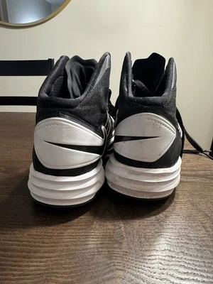 Zapatos de baloncesto para mujer Nike HyperDunks Foto 1 de 4