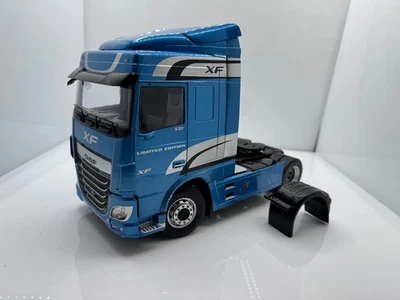 1:18 Premium Classixx DAF XF Space Blau Met.  - defekt - Bild 1 von 4
