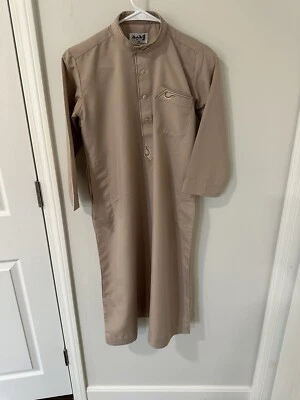 Boy's Muslim Arab Round Collar Embroider Robe Tunic Long Shirt Sz 44 - Image 1 of 4