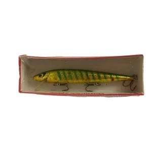 Señuelo de pesca Smithwick Rogue de colección dorado verde nuevo en caja lubina almizcle Jerkbait RARO - Imagen 1 de 5