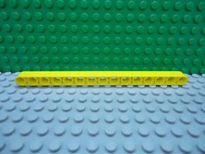 Lego 1 Yellow Technic 1x15 Thick LiftArm - Picture 1 of 1