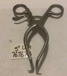 GELPI RETRACTOR OFF SET LEFT ARM 5" Arm Length 7/8"x1-1/4" 90 Degree Angled - Picture 1 of 4