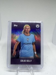 Topps Manchester City Team Set 2022-2023 Chloe Kelly Rookie Purple /25