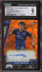 2024 Topps Chrome MLS Zaffiro Niko Tsakiris Arancione Auto /25 Terremoti CGC 10 - Foto 1 di 2