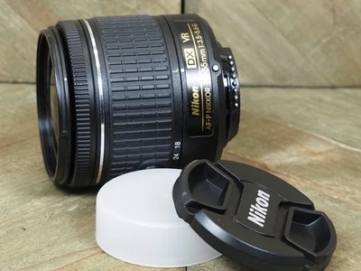 Nikon AF-P DX Nikkor 18-55mm F/3.5-5.6G VR Zoom Lens SUPER CLEAN - Image 1 of 4