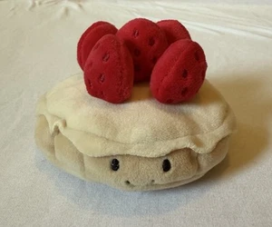 Jellycat Pretty Patisserie Tarte Aux Fraises Erdbeertarte Kuchen Dessert 🍓🍰 - Bild 1 von 6