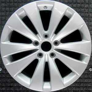 Volkswagen CC Painted 17 inch OEM Wheel 2009 to 2012 - Picture 1 of 4
