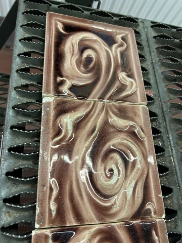 American Encaustic Tiling Co. (AETCO) Art Nouveau Polyptych Set (4) 6”x6” Tiles Cover