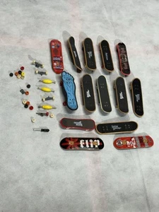 santa cruz screaming foot tech +10 othr foot tech + disney + parts - Picture 1 of 3