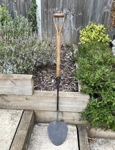 Vintage Garden Y Handle BRADES Turf Spade Turfing Peat Cutting Spade Old Tool - Picture 1 of 14