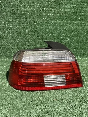 Luz trasera blanca indicador de giro trasero izquierdo sedán BMW E39 530I M5 540I Foto 1 de 4