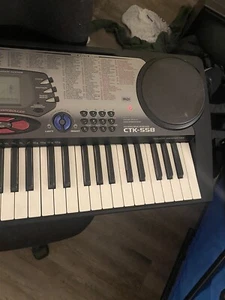 Casio 61 Tasten Keyboard CTK-558 100 Töne 5 Oktaven Touch Response ohne Netzkabel - Bild 1 von 2