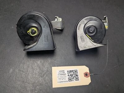 Juego de 2 bocinas de nota alta y baja Volvo S60 2015 31349822 2014 2016 2017 2018 Foto 1 de 4