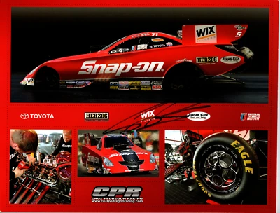 Cruz Pedregon 手工签名 8.5 x 11 生物卡 2011 NHRA Funny Car Dragster — 第 1/2 张图片