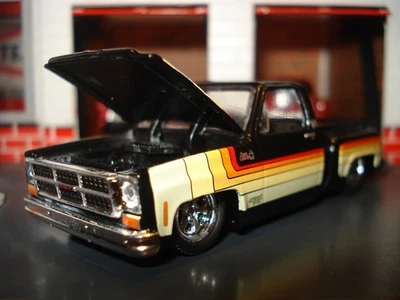 1976 GMC SIERRA GRANDE 15 PICKUP TRUCK LIMITED EDITION EDITION 1/64 DESSERT FOX - Image 1 of 4