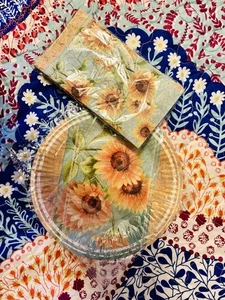 Vintage Sunflower Disposable Plates And Napkins - Party Plates - Picture 1 of 2