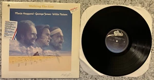 Merle Haggard • George Jones • Willie Nelson – Walking The Line ; 1987 LP N/MNT - Picture 1 of 1