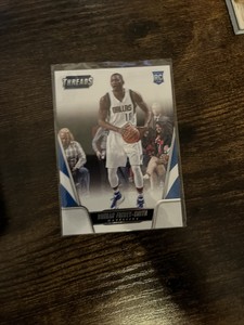 2016-17 Panini Threads Dorian Finney-Smith Rookie #199 RC Dallas Mavericks