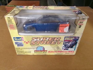 REVELL SUPER STREET SUBARU IMPREZA WRX ESCALA 1:25 Die Cast - Imagen 1 de 7