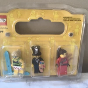 LEGO Build A Minifigure 852766 Pack of 3 - Artist, Skier, Woman NEW - Picture 1 of 5