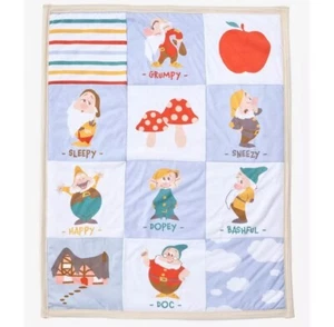 Disney Snow White and the Seven Dwarfs Baby Blanket Quilted Sherpa Apple Dopey - Picture 1 of 8