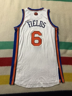 2010 New York Knicks Landry Fields #6 Rev30 Rookie Jersey Large L Hawks Raptors - Image 1 of 4