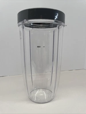 Licuadora de taza de repuesto Nutribullet 24 oz + anillo usada  Foto 1 de 4