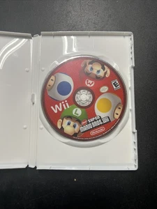New Super Mario Bros Wii / Pre-owned / No Scratches - Picture 1 of 3