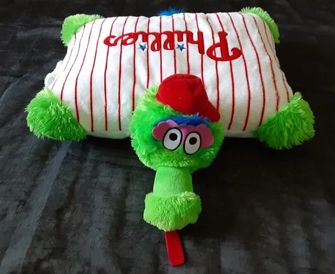 Large Phillies Phanatic Pillow Pet Stuffed 18" Wide Plush 2009 Official Merch Cover