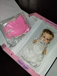 Vintage Ginny Baby Doll + Layette Vogue Dolls Doll, Clothes and Case 1970s Mint - Picture 1 of 9