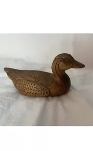 wood, carved details, duck decoy - Picture 1 of 6