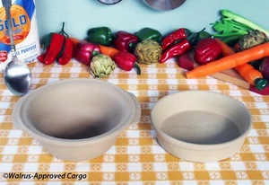 PAMPERED CHEF ROUND BAKERS (2) – DOUBLE UP ON YOUR TASTY BAKED GOODS! - Picture 1 of 8