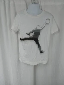 Air Jordan Short Sleeve Graphic T Shirt White Boys Sz 6 - Picture 1 of 10