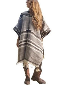 Vintage Peruvian Poncho Fringe Large Woven Aztec Blanket Native Peru Boho Hippie - Picture 1 of 10