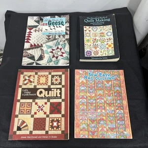 Quilting Patchwork Book Lot (4) Vintage Set Quilt Pattern Hard Soft Covers Bonus - Picture 1 of 24