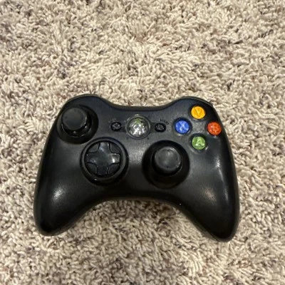 Xbox 360 Black Wireless Controller - Working - Image 1 of 4