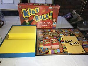 2004 UNIVERSITY Be Parents KIDS RULE 100% Complete BOARD GAME Clean MADE IN USA