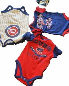 3 piece Bodysuit "baseball bats" Chicago Cubs MLB Baseball Baby Various Sizes - Picture 1 of 5