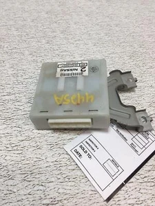 06 INFINITI M35 Xenon W/o Adaptive Headlamps Control Module ID 253c0h001 - Picture 1 of 3