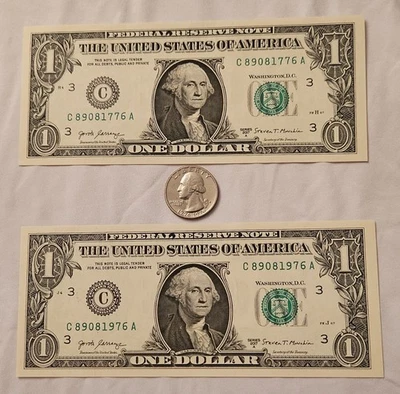 1776--1976 YEAR NOTES SET OF (2) 2017A $1 DOLLAR BILLS+(1) 1776-1976 S QUARTER. - Image 1 of 4