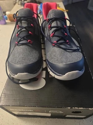 Reebok Zpump Fusion LE  Size 7.5 Women  Running Shoes - Image 1 of 4