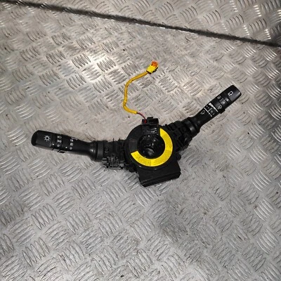 Tallos de limpiaparabrisas Kia Sportage Indictaor 2013 con anillo de squib 93420-2Y660 #1 Foto 1 de 4