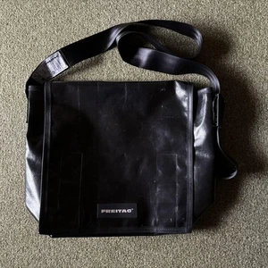 FREITAG F21 NIGHTCLUB BLACK Shoulder Messenger Bag Early Crossbody Used Ex+ Auth - Picture 1 of 9