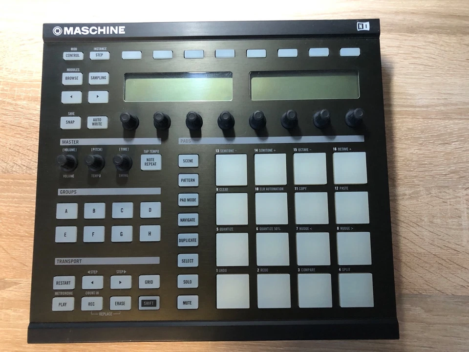 Native Instruments Maschine MK1 Controller -  ohne Software - Bild 1 von 1