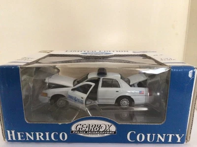 Caja de cambios Policía 1/43, Policía del condado de Henrico Virginia, Ford Crown Vic Interceptor  Foto 1 de 4