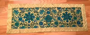 Runner, gold yellow and blue, 42 x 15.5, tapestry polyester, new handmade - Picture 1 of 6