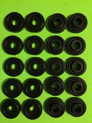 20 PIEZAS OJALES ANTI VIBRACIÓN ESCAPE GOMA NEGRA ALTA TEMPERATURA AISLANTES  Foto 1 de 3