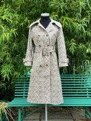 Gabardina Alexa Chung Python estampado de serpiente imitación cuero gran tamaño Mac talla UK 8 Foto 1 de 4