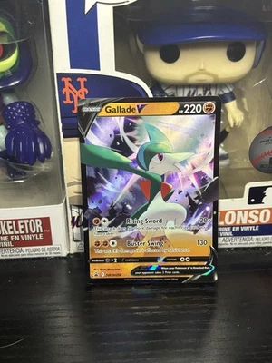 Pokemon TCG Sword & Shield Promo - Gallade V #SWSH258 - Holo Promo Card - Image 1 of 4