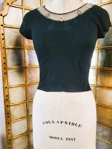 vintage knit crop top beaded neck - Picture 1 of 2